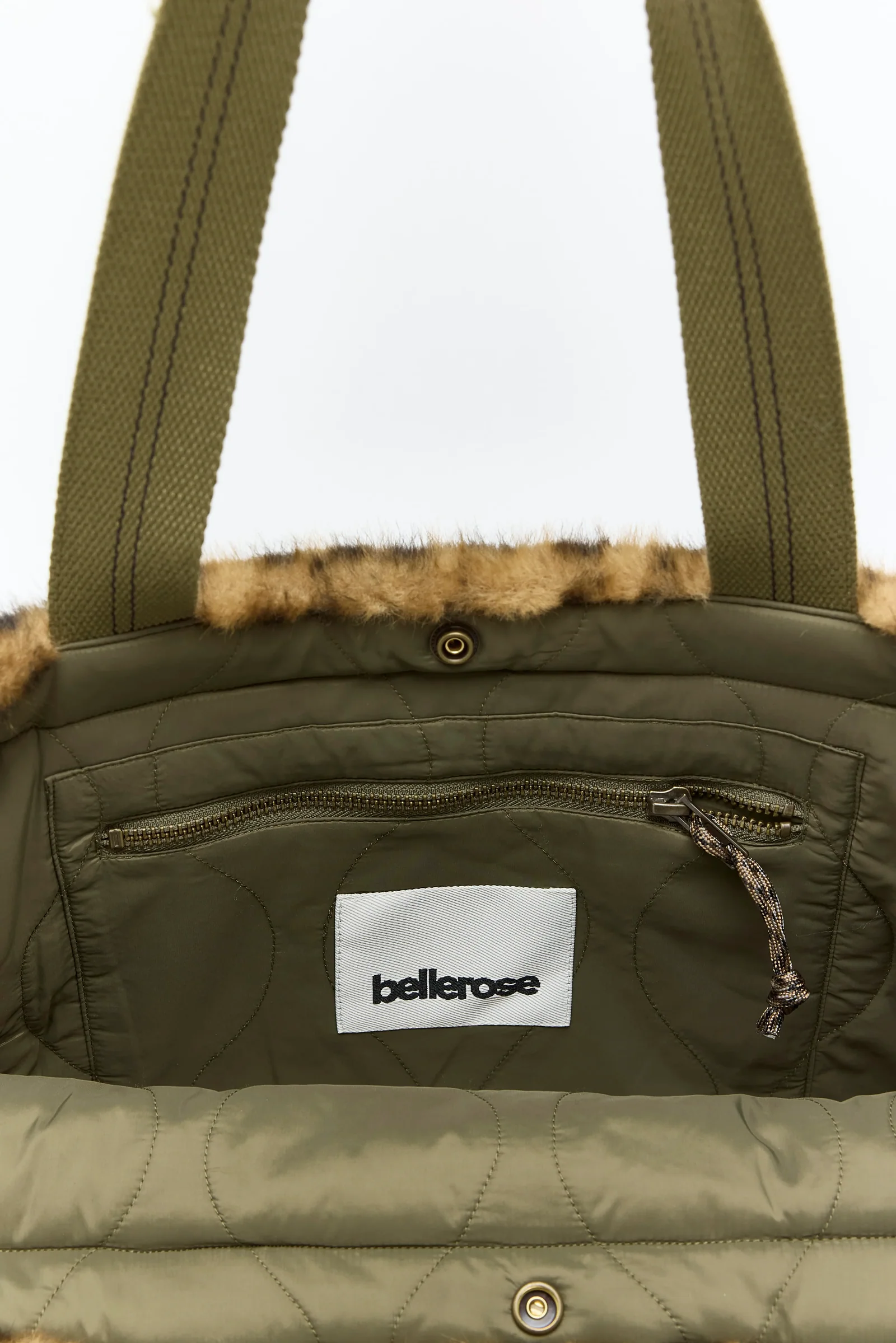 Alternative view of Borsa Hommie