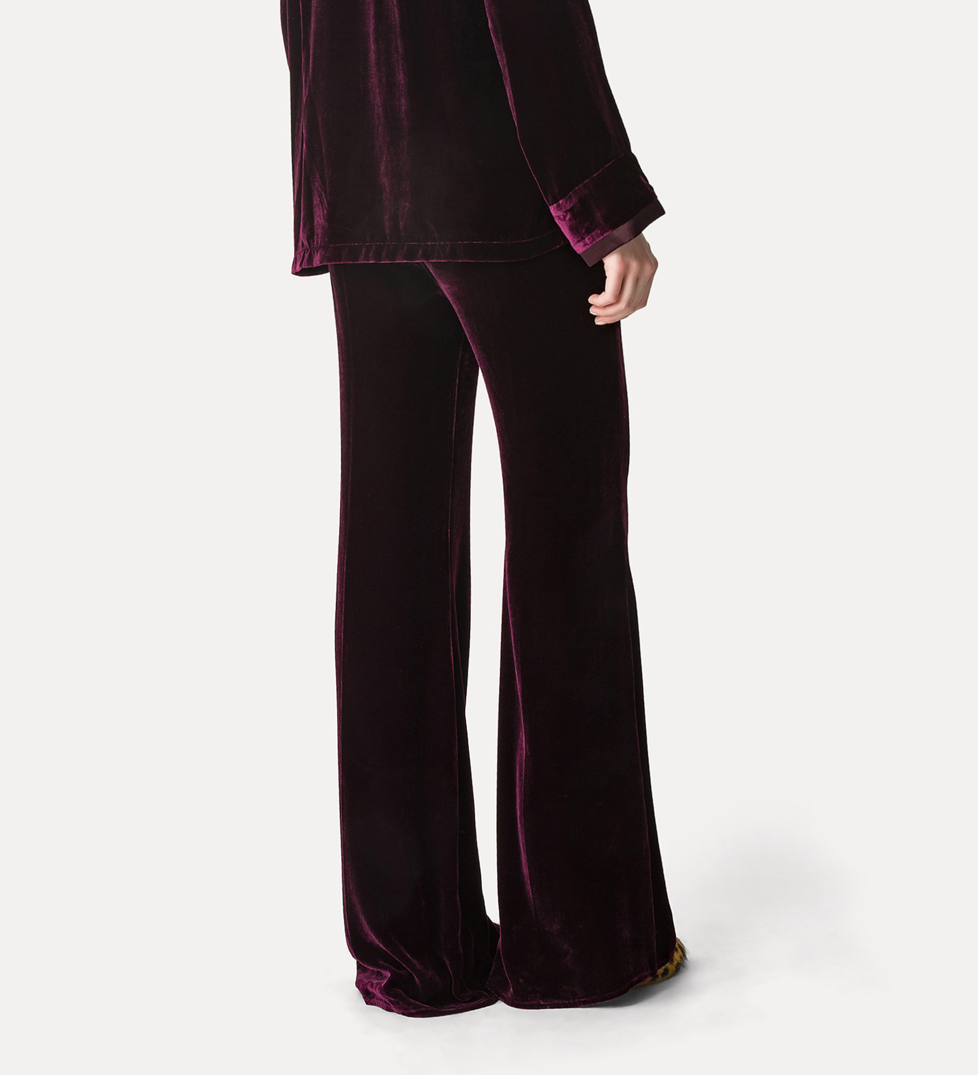 Alternative view of pantalone flared in velluto liscio