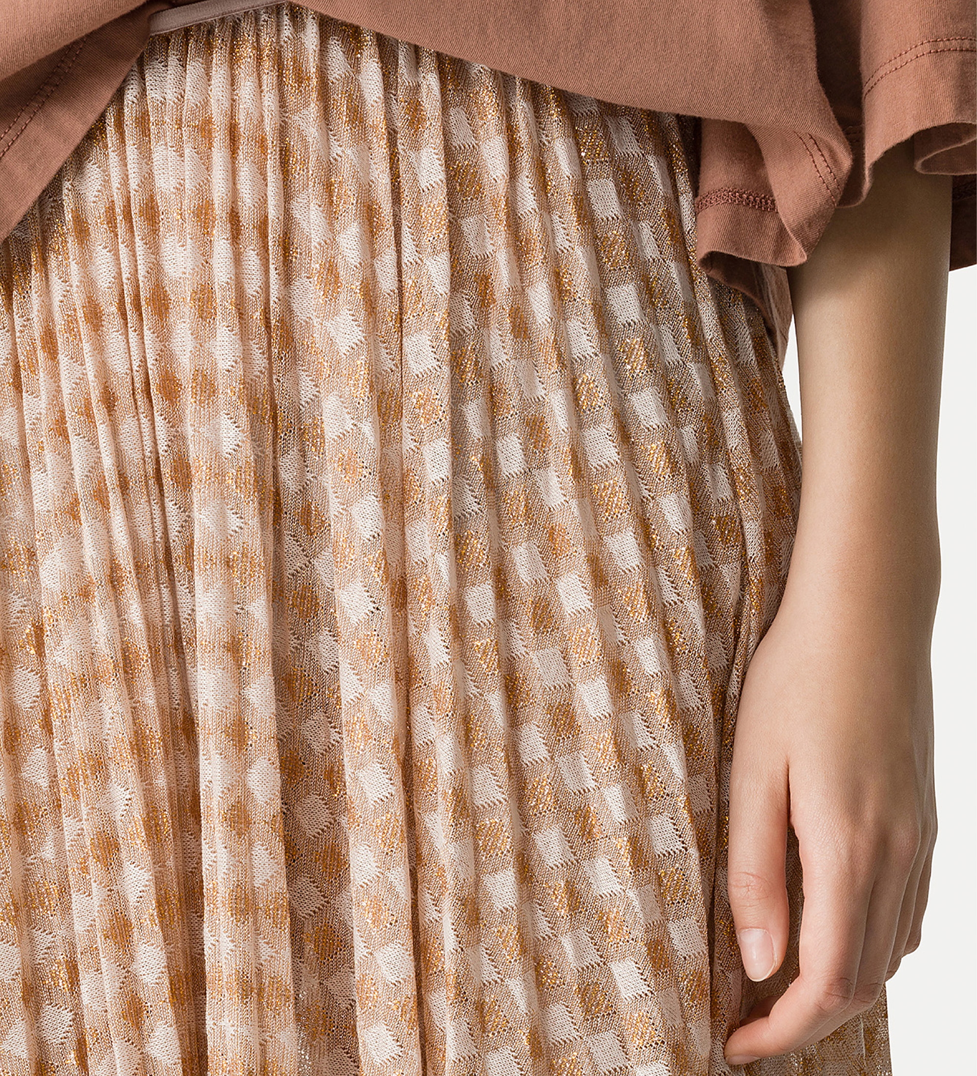 Alternative view of gonna plissé in diamond jersey