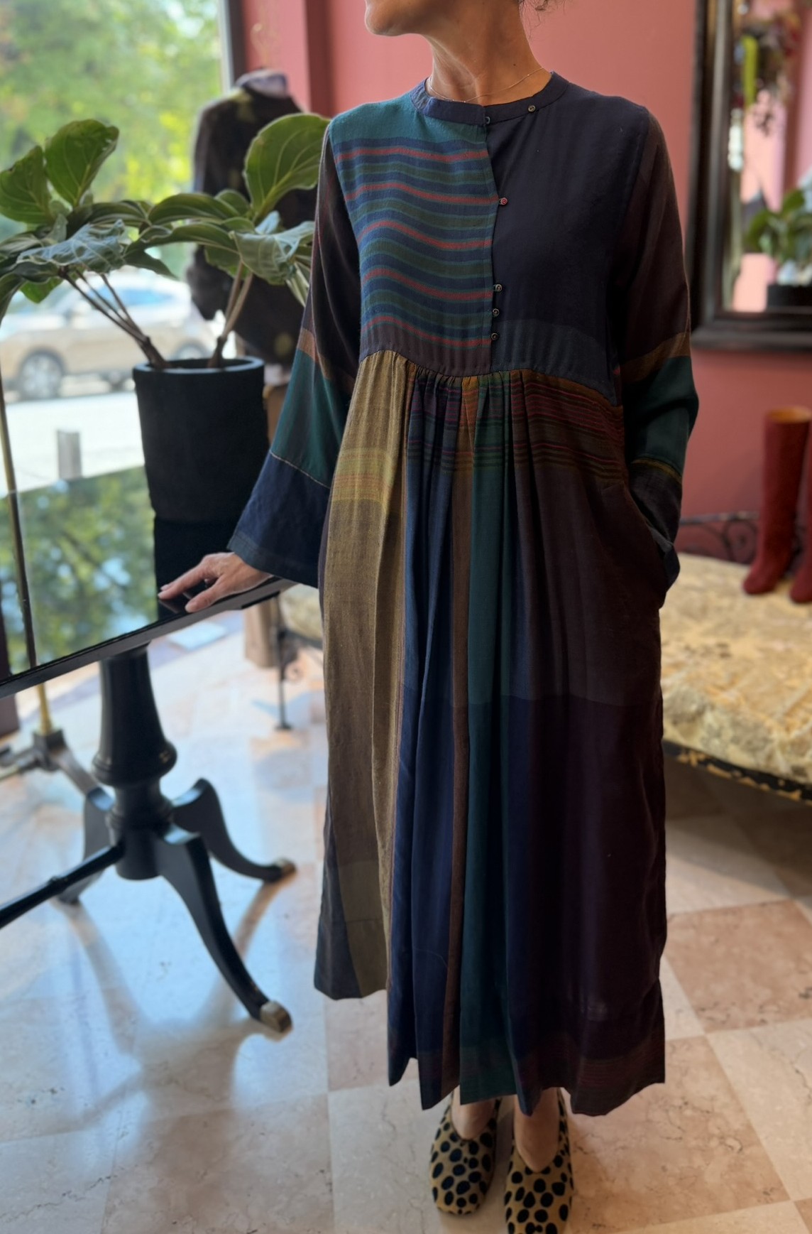Abito FW26-33 pavone