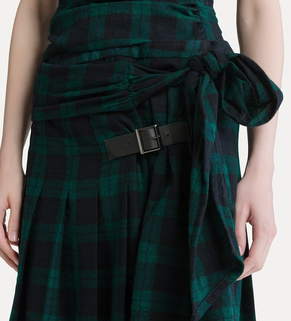 Alternative view of kilt in lana “highland tartan” woods